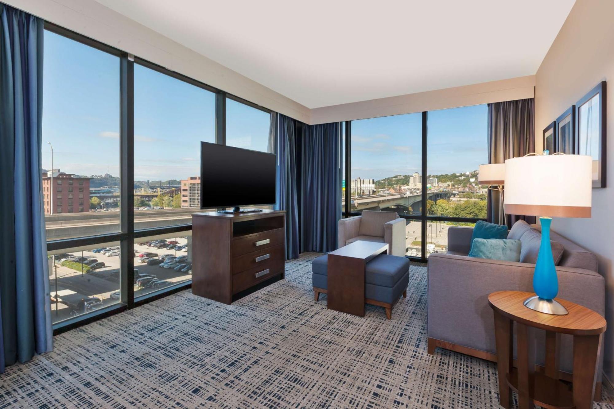 Homewood Suites By Hilton Pittsburgh Downtown Екстер'єр фото